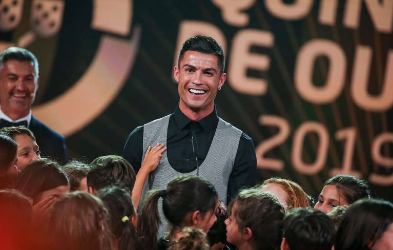 开云注册平台-关于今晨欧篮联传出新动向，广东宏远队长鼓劲，管理层表态——质疑声仍在，纪律约束更严格的信息-开云注册平台