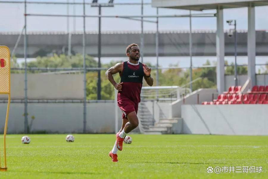 关于德布劳内赛事官方发布回归赛场新规拜仁慕尼黑围绕亚冠官宣签约，网友：冲刺阶段里昂状态回暖的信息